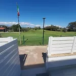 Apartment Thouse Golf Marediroma *
