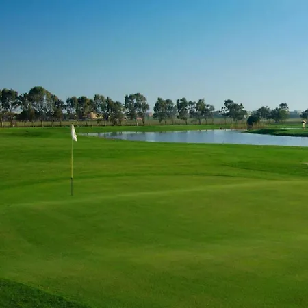 Thouse Golf Marediroma Apartmán Ardea