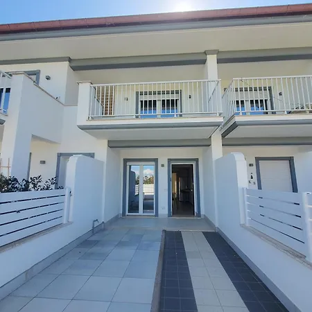 דירה Thouse Golf Marediroma ארדאה
